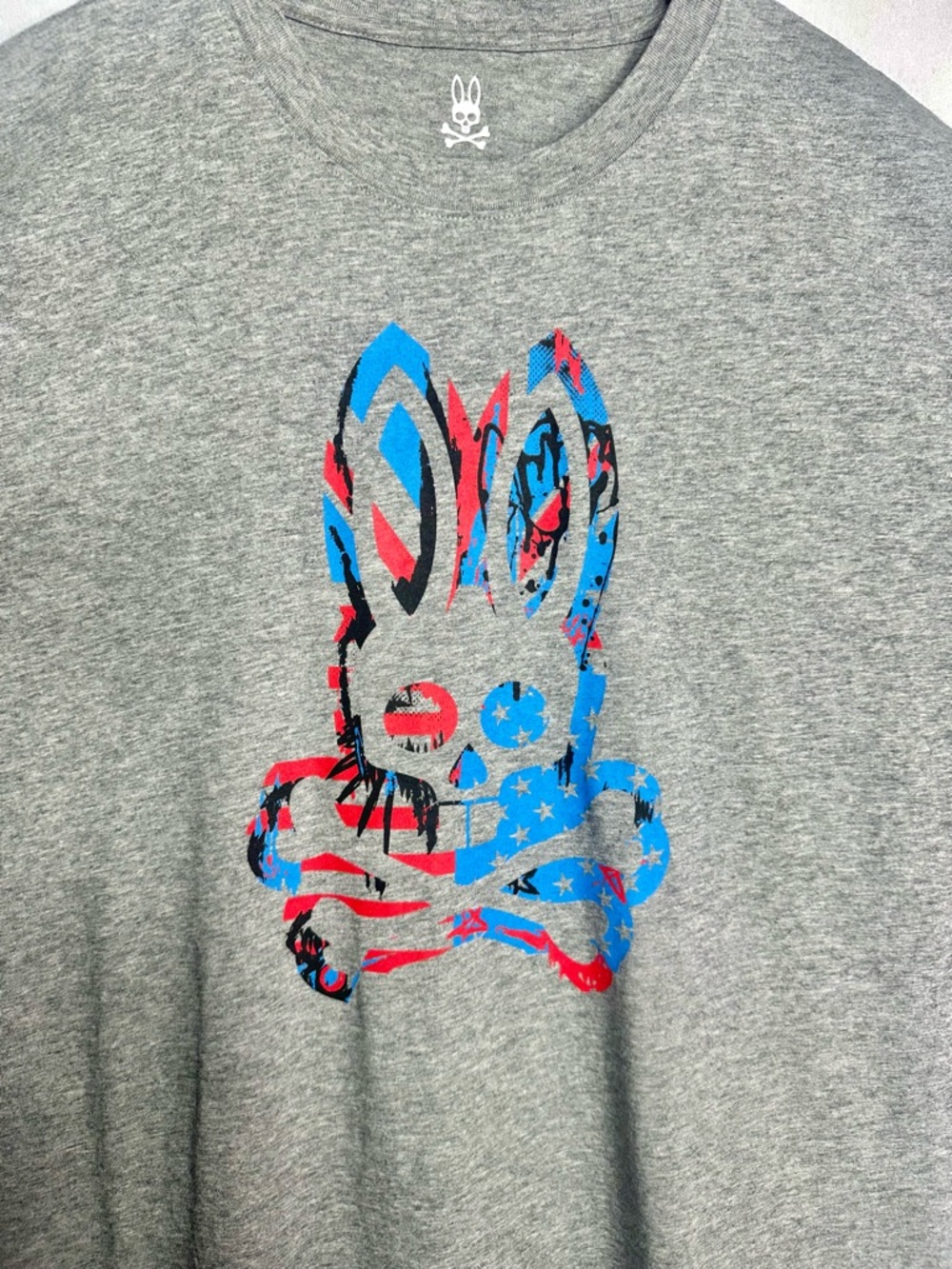 Psycho Bunny Grey Tee with Red & Blue size XL Bunny Graphic new w/out tags - Picture 2 of 10